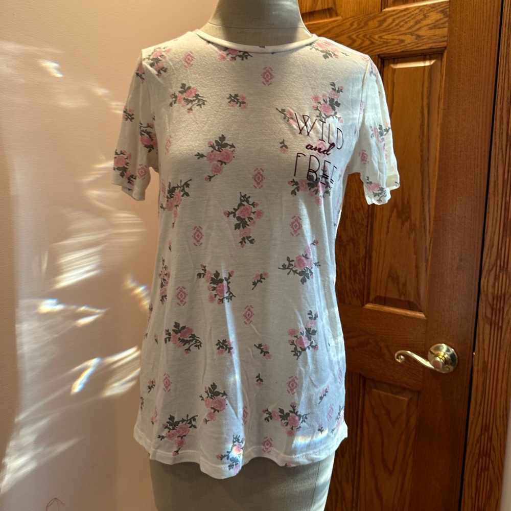 Medium floral teeshirt